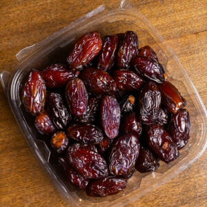 elevate organic dates 1lb